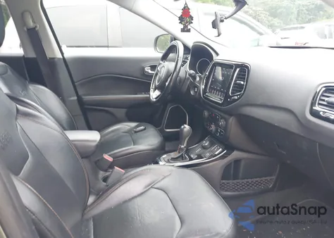 2020 Jeep Compass Limited 4X4 z USA, uszkodzony, nr VIN 3C4NJDCB2LT127296